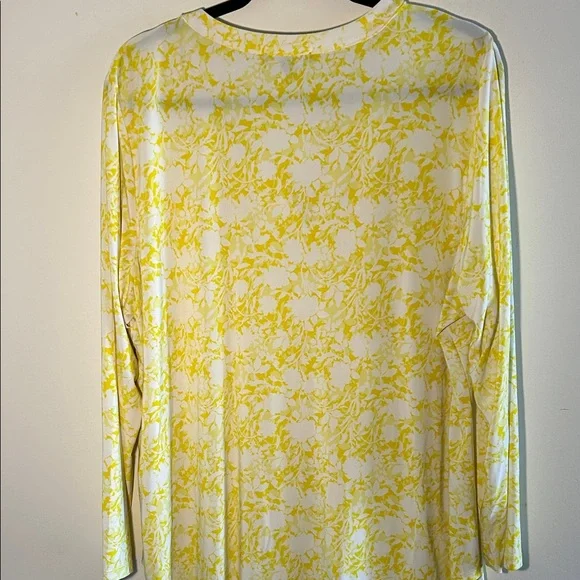 INC International Concepts, Woman’s Size 2X Yellow and White Floral Blouse - Picture 6 of 6